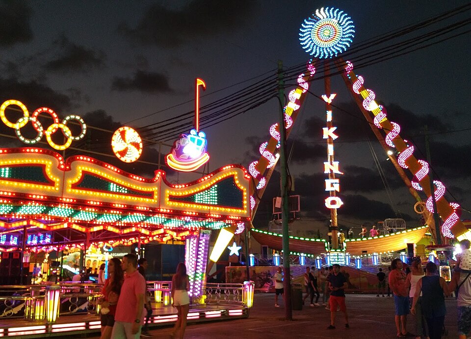 File:Feria de Malaga Spain (cropped).jpg