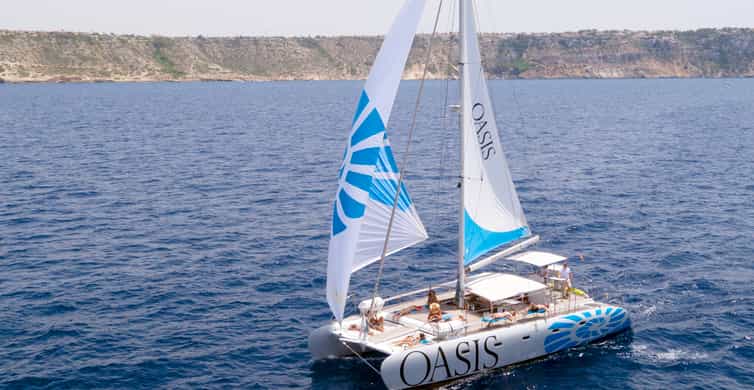 Palma de Mallorca: Catamaran Sailing Tour with Lunch