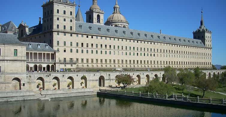 El Escorial & Basilica of the Valley 5-Hour Guided Tour