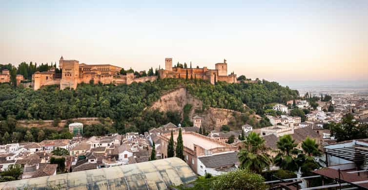 Skip-the-Line Alhambra & Generalife Guided Tour