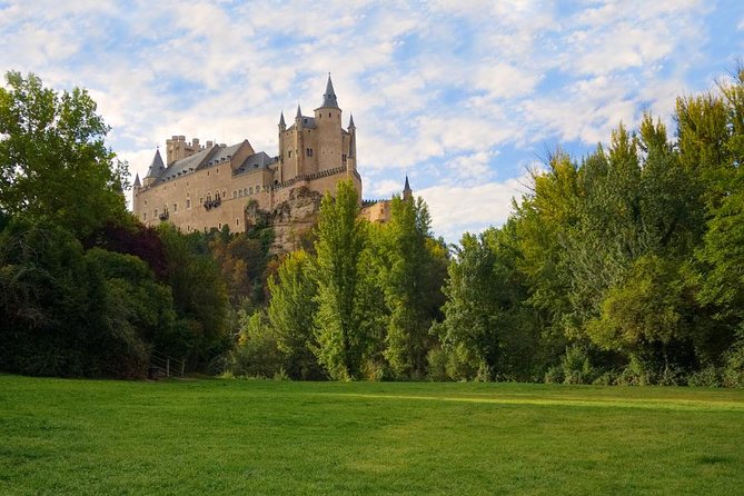 Segovia Half Day Afternoon Tour from Madrid with Alcazar Admission