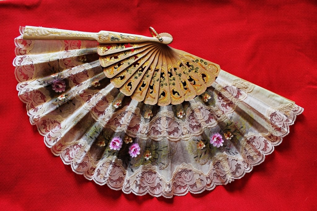 Abanico Hand fan