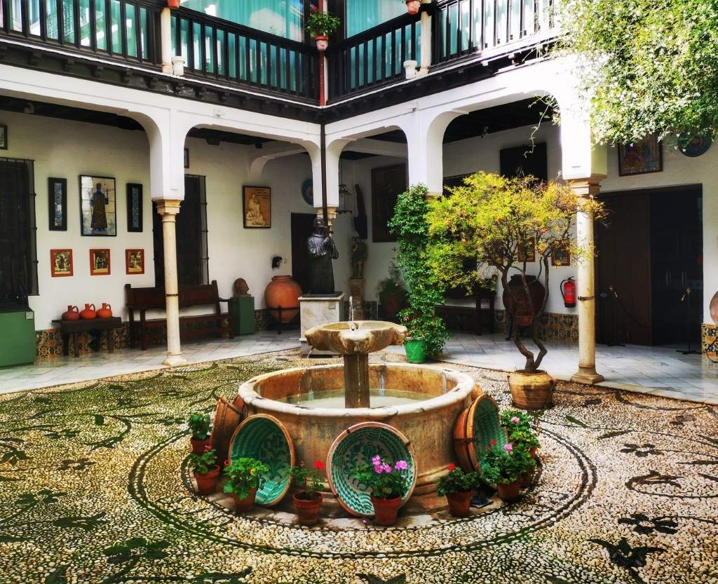 Andalusian-Courtyard-Near-Granada
