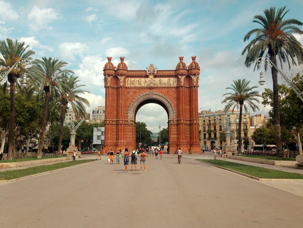 Aerial view of the arch in Barcelona, Spain