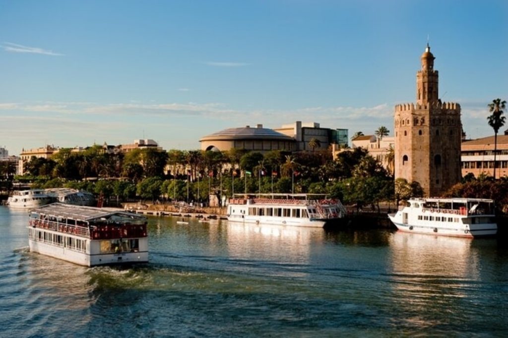 boat on guadalquivir river