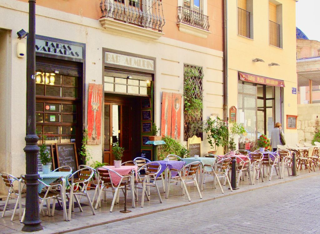 A street café in Valencia
