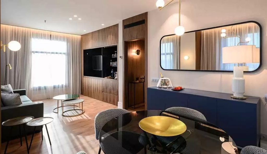 Catalonia Barcelona Plaza