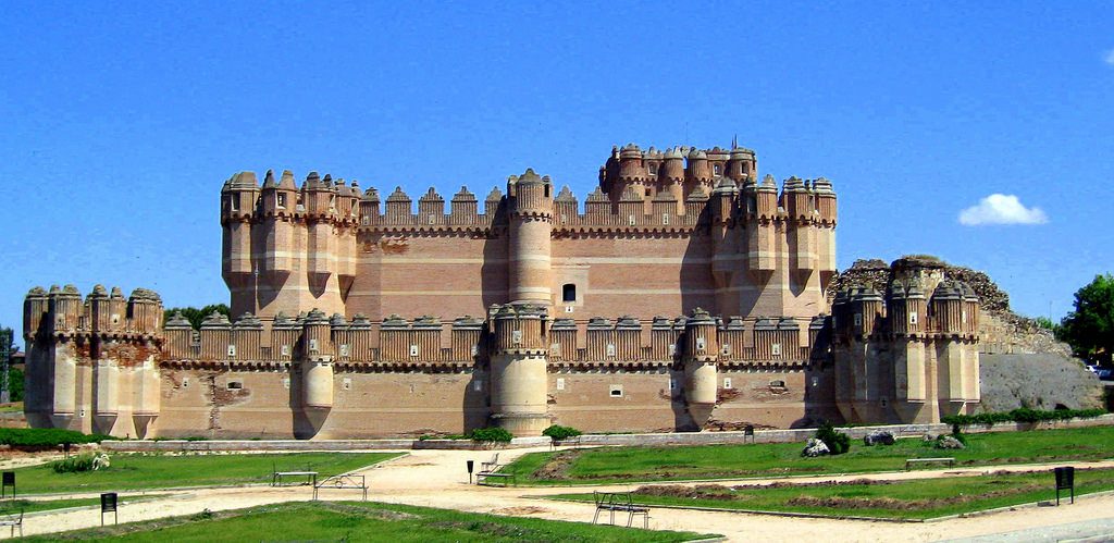 spanish-castle-for-kids