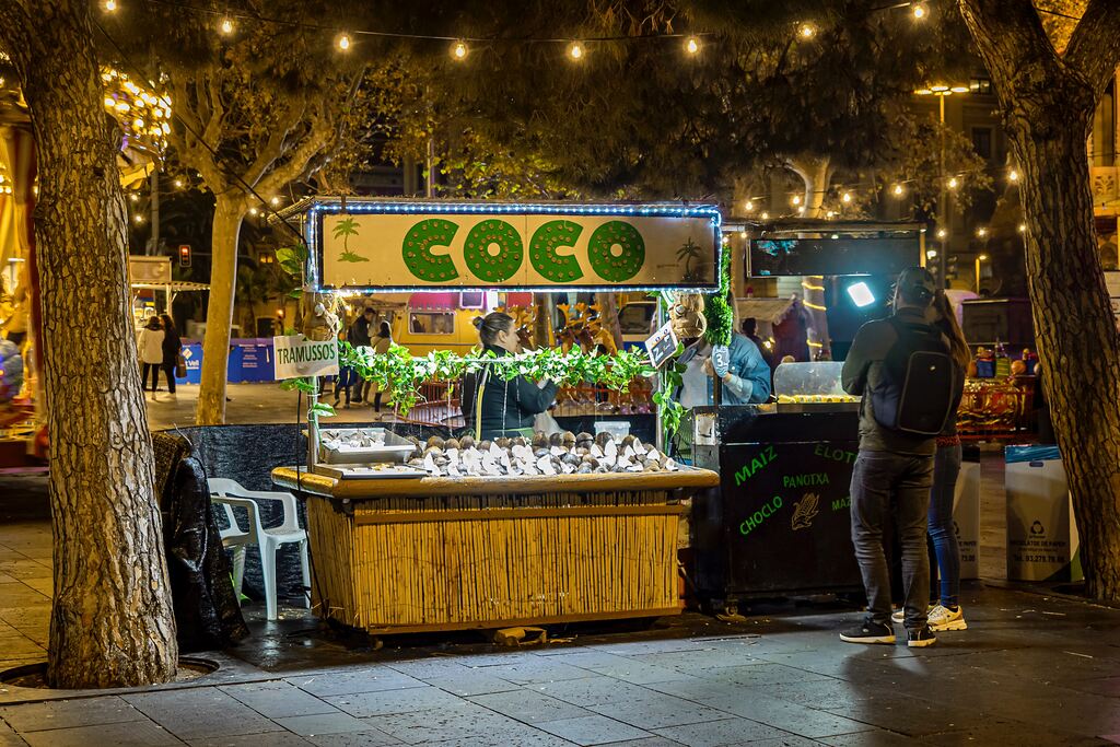 coconut-stall-in-the-port-of-barcelona