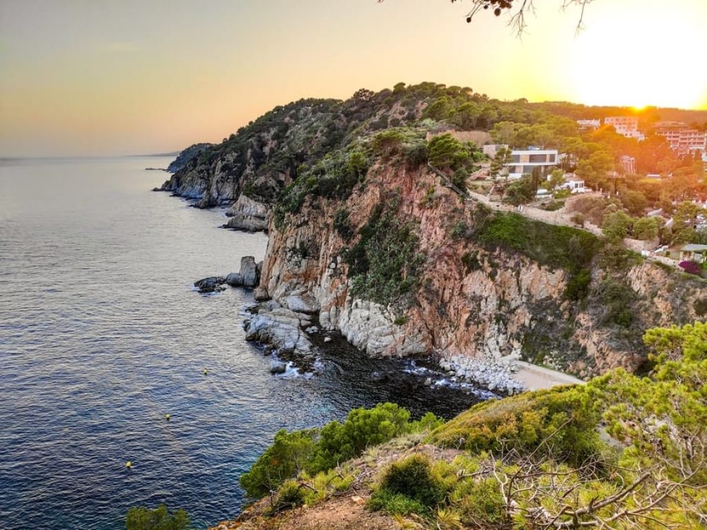 view-of-ocean-from-cliff-in-Tossa-de-Mar-Costa-Brava