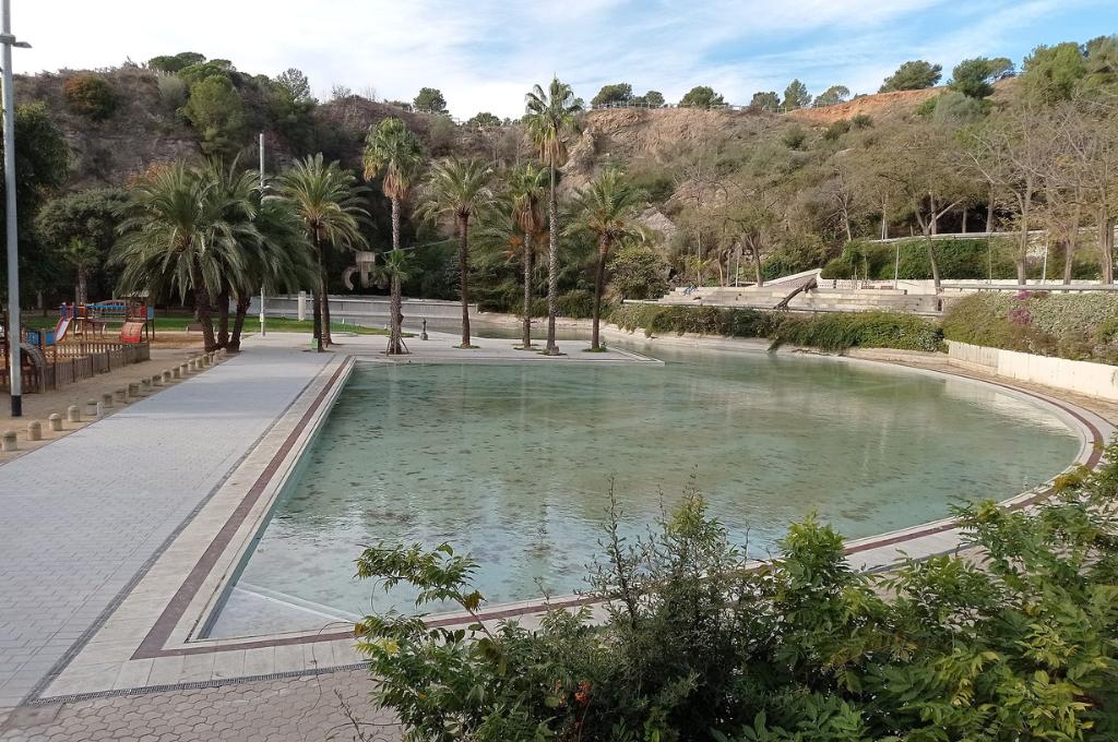 Pool in Creuta del Coll Park, Barcelona