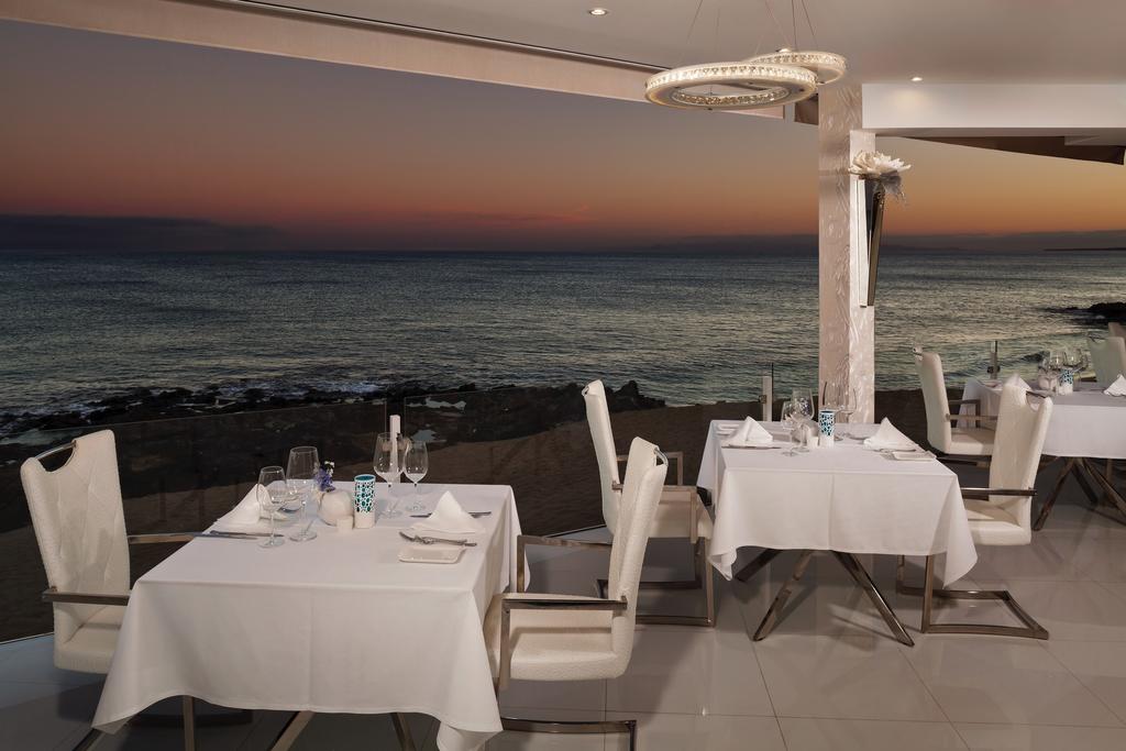 outside-sitting-area