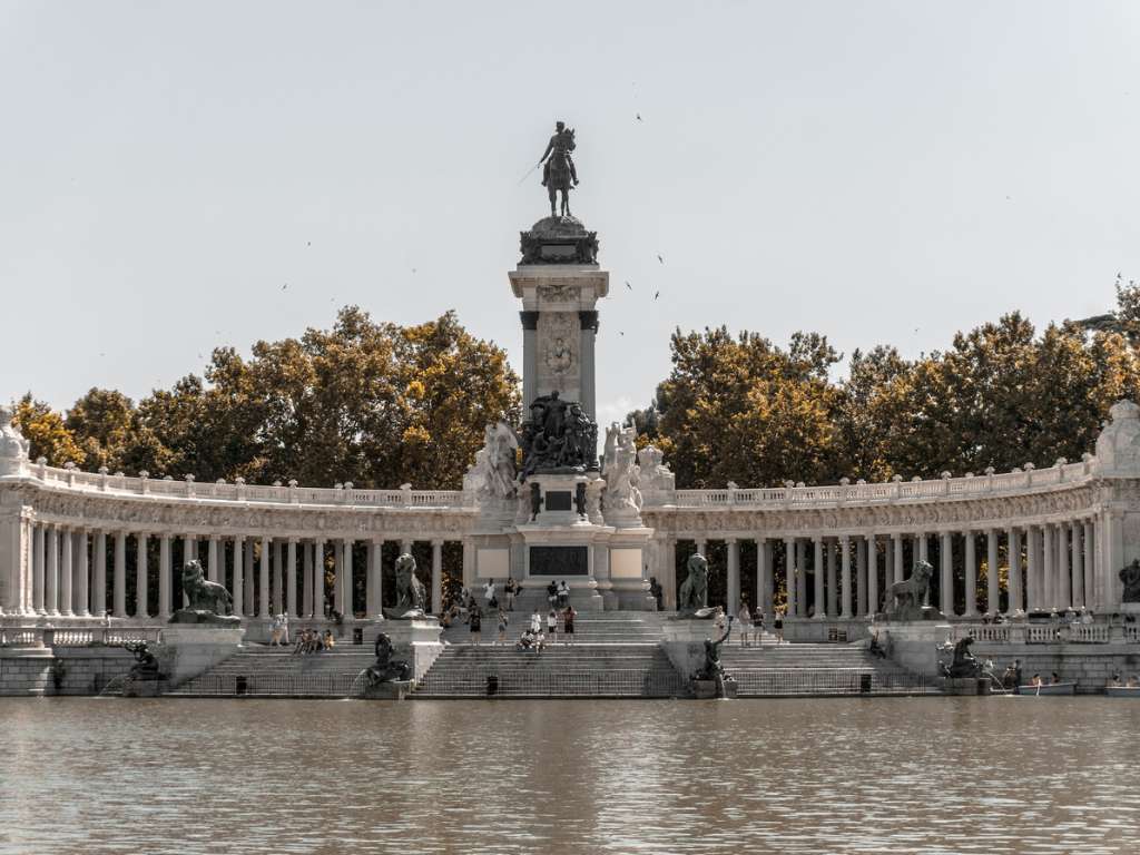 Beautiful calm waters at El Retiro Park in Madrid