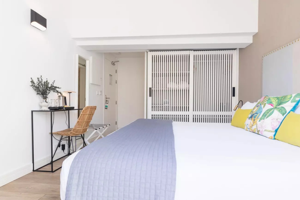 A Marques House Hotel bedroom