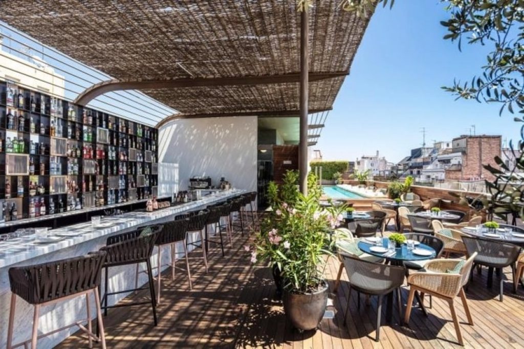 Rooftop-bar-at-hotel-omm-barcelona