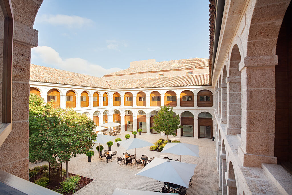 parador-de-alcalá-de-henares-spain