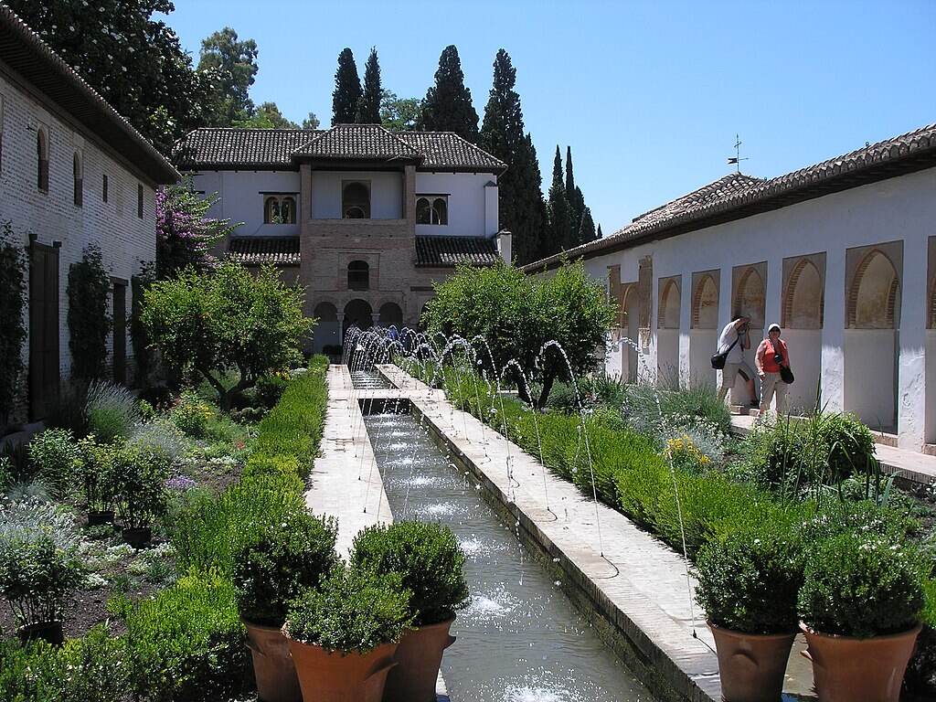 inside the realejo palace