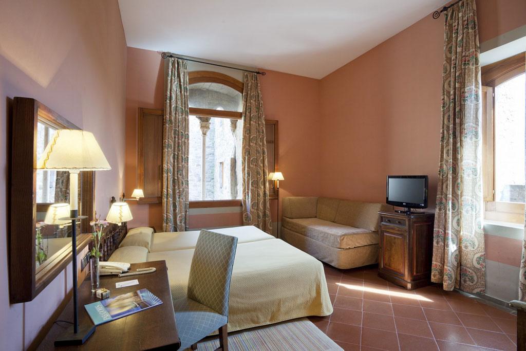 Hotel room in the Parador de Cardona