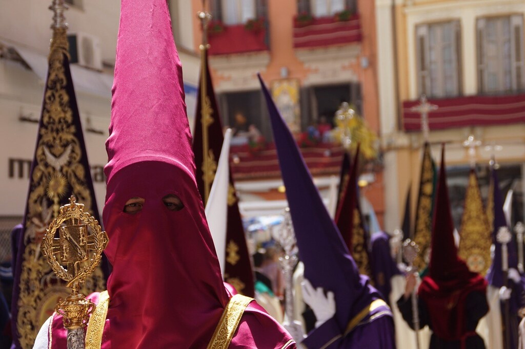 Semana Santa Costumes