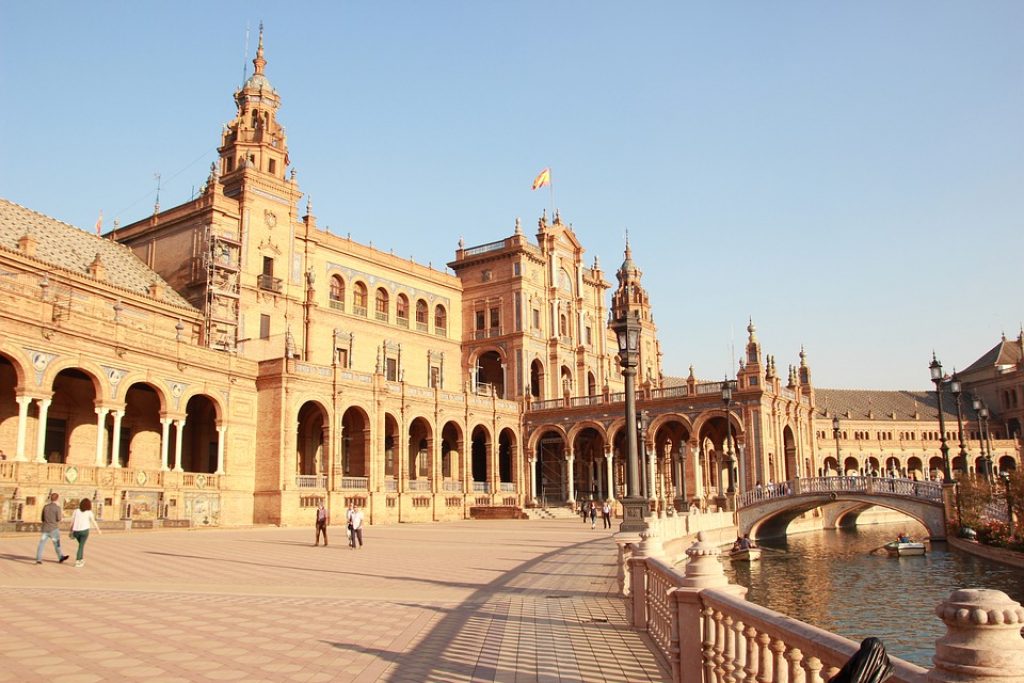seville-square-in-spain