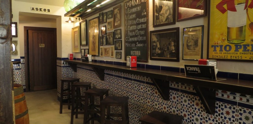 bar-area-in-tapas-bar