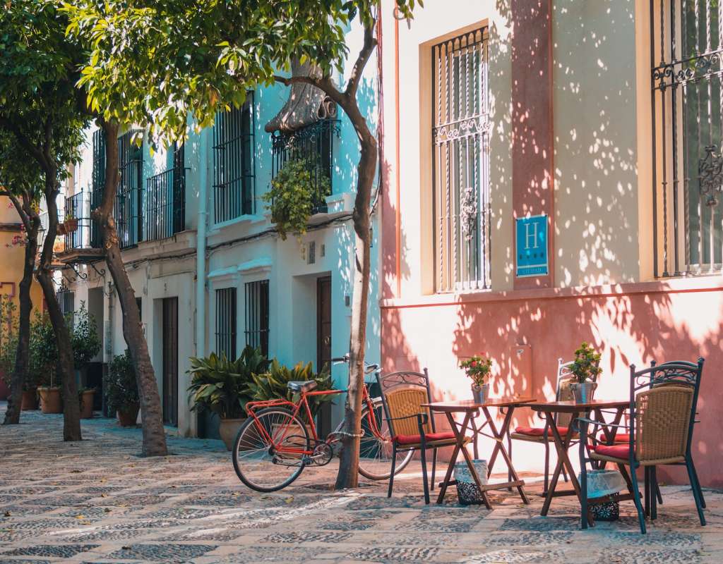 Sevilla bike with tables outside