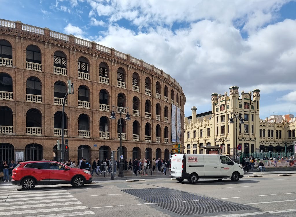 Image of amphitheater in Valencia.