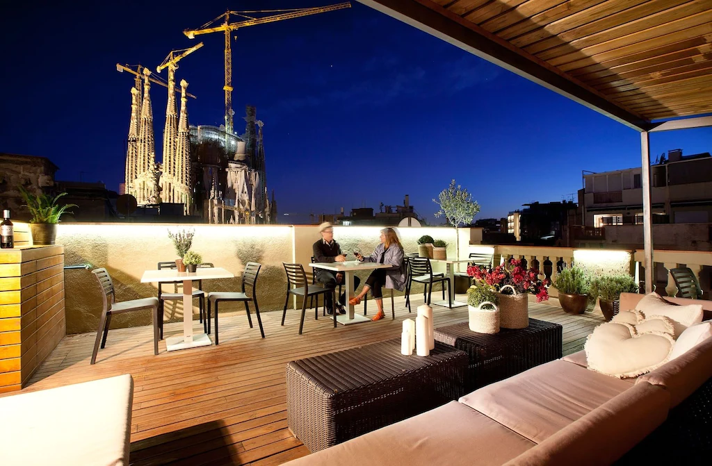 sagrada-familia-communal-apartment